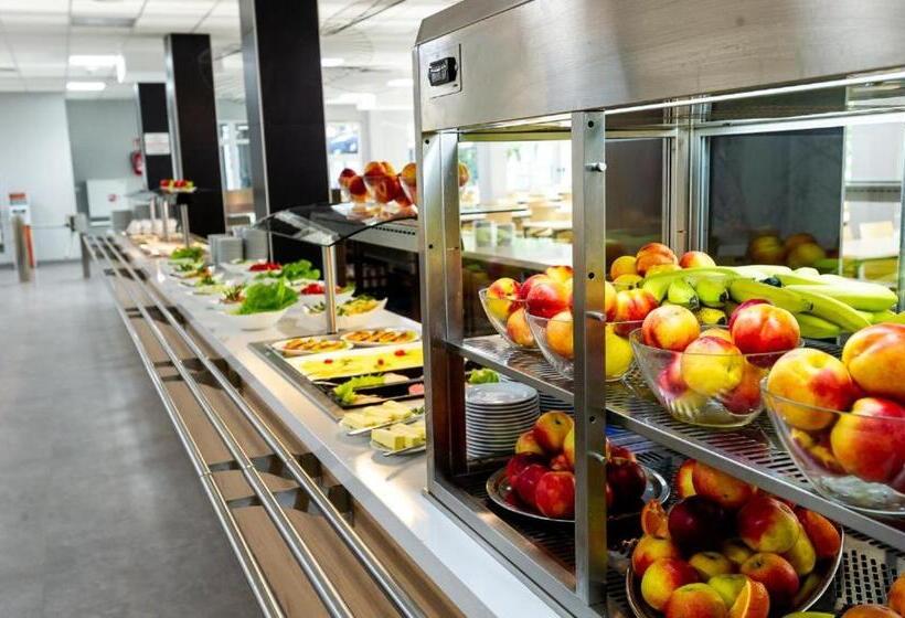 리조트 Centralny Ośrodek Sportu Wałcz