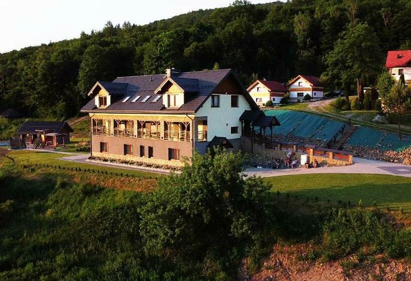 리조트 Dobranocka