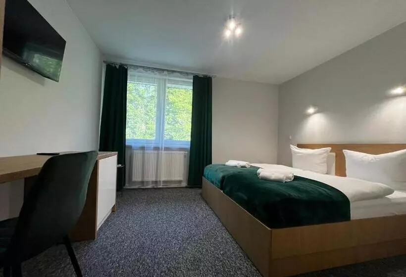 West Cadillac Solina