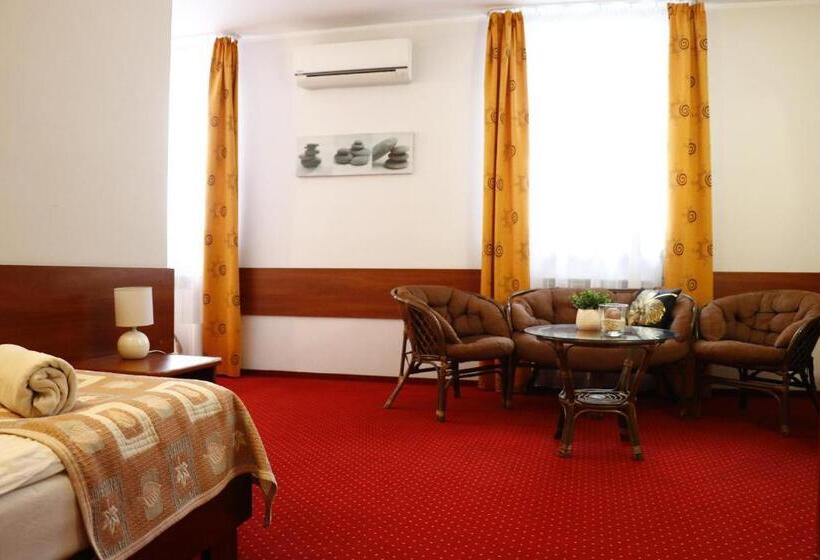 호스텔 Sala Bankietowa I Pokoje Gościnne