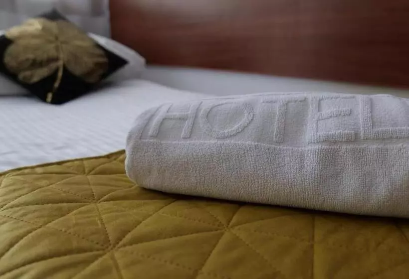 Retkeilymaja Sala Bankietowa I Pokoje Gościnne