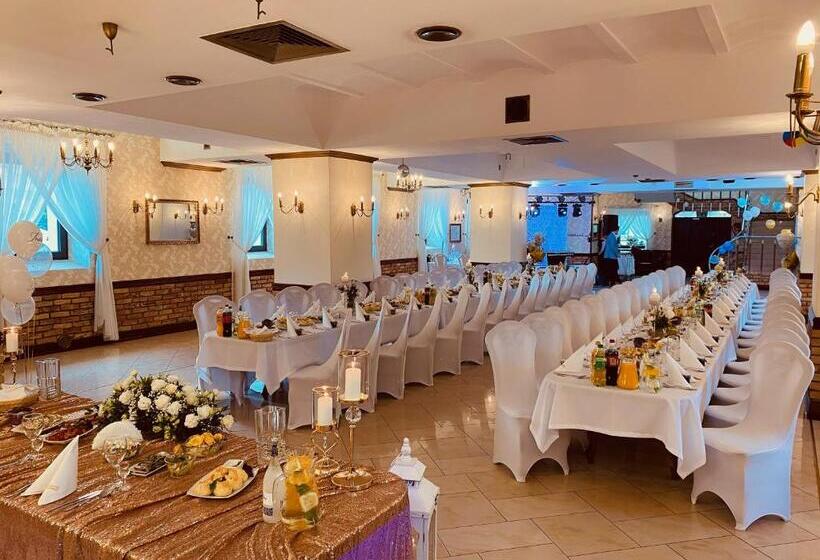 호스텔 Sala Bankietowa I Pokoje Gościnne