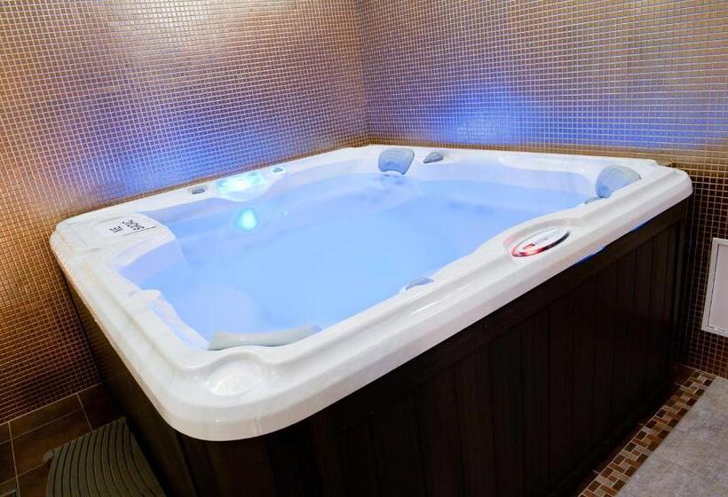 호스텔 Sala Bankietowa I Pokoje Gościnne