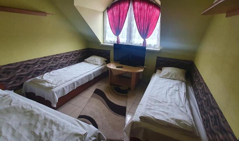 호스텔 Zajazd Orchidea   Hotel 24h