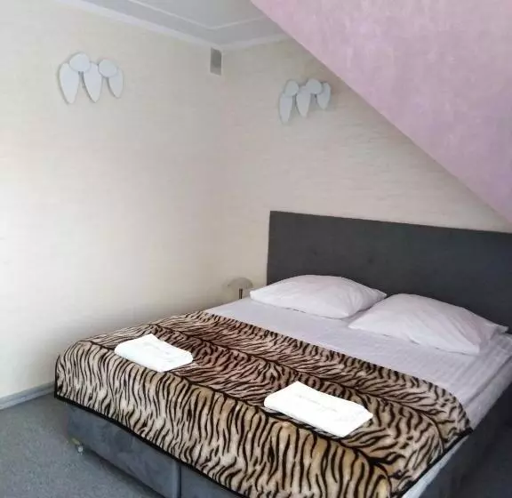 Retkeilymaja Zajazd Pod Jarem