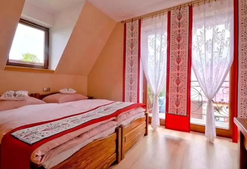 تختخواب و صبحانه Góralski Pałacyk