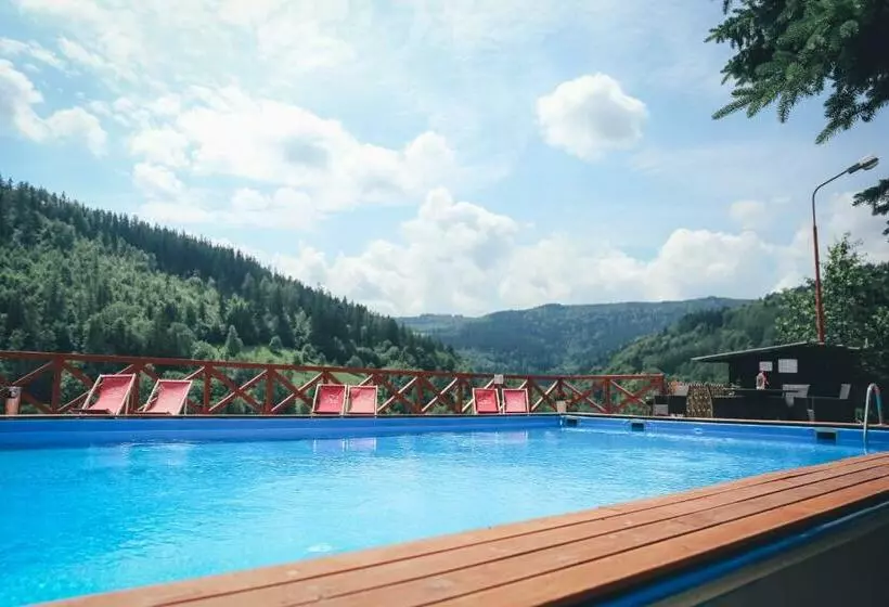 Aamiaismajoitus (B&B) Ośrodek Wypoczynkowy Pod Dębem