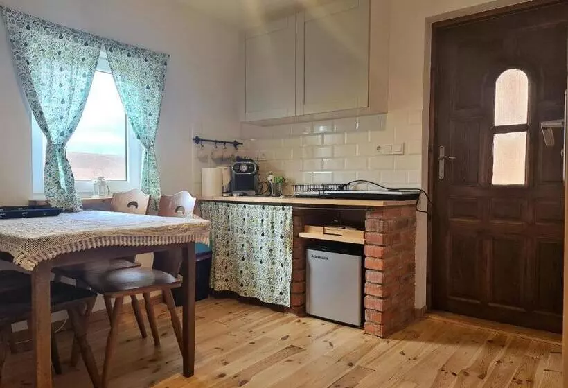 Aamiaismajoitus (B&B) Swojski Gościniec