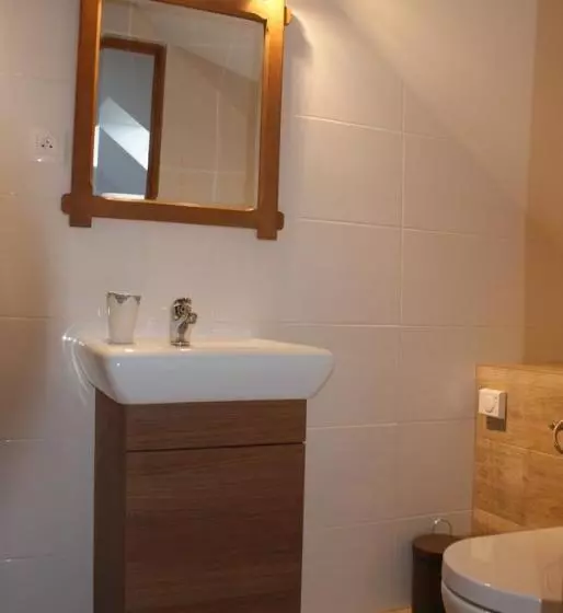 Aamiaismajoitus (B&B) Swojski Gościniec