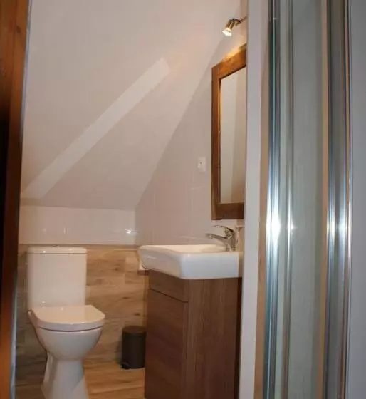 Aamiaismajoitus (B&B) Swojski Gościniec