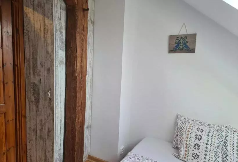 Aamiaismajoitus (B&B) Swojski Gościniec