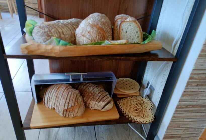 مبيت وإفطار Udany Noclegi Obok Gondoli