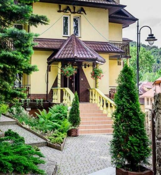 تختخواب و صبحانه Willa Lala