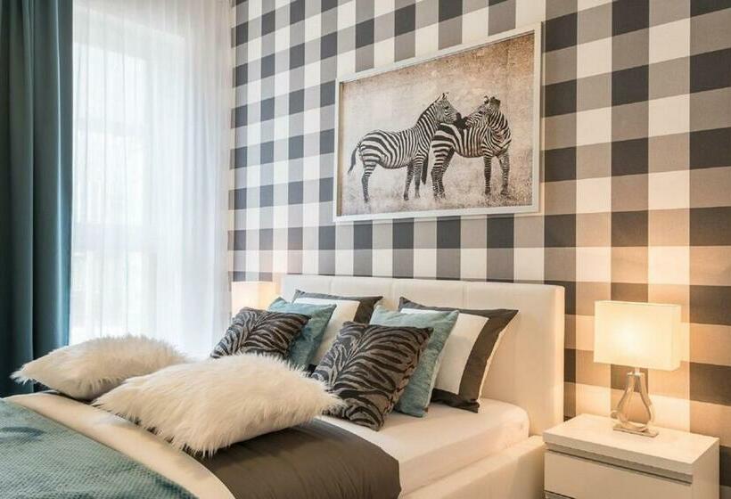 Deluxe Apartments By The Railway Station Wroclaw