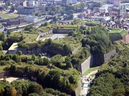 Hotelli I Restauracja Abis