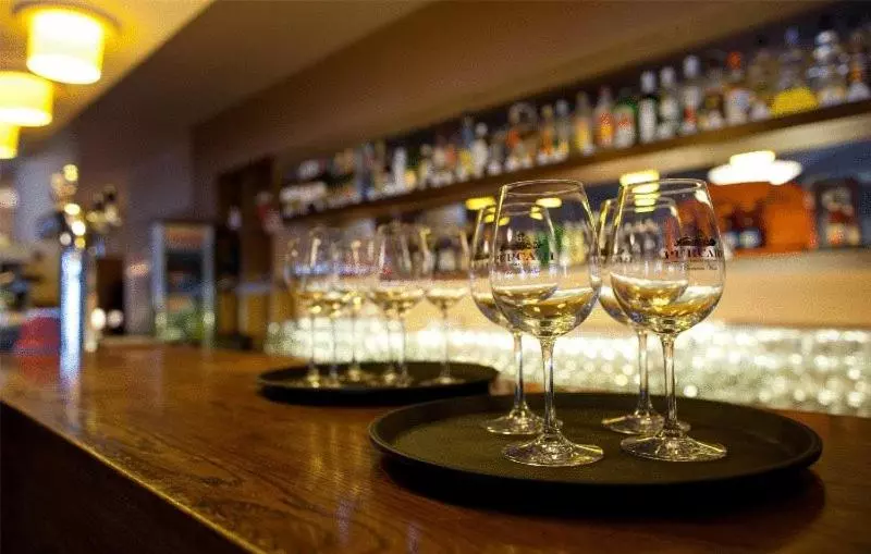 Hotelli I Restauracja Abis