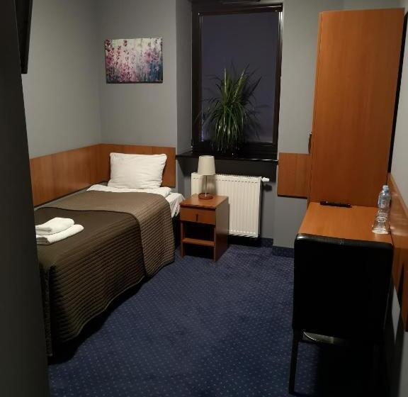 בית מלון כפרי Level