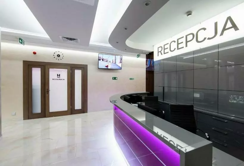 ホテル Oskar Business & Spa