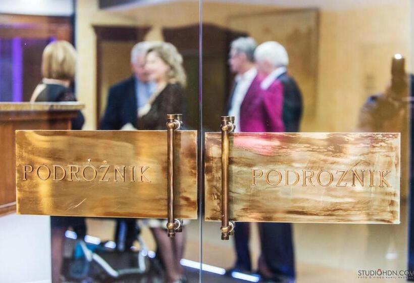 호텔 Podróżnik