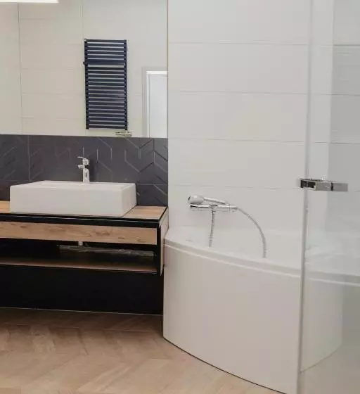 Molto Bene Hotel & Restaurant