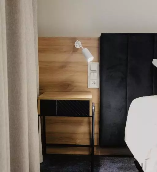 Molto Bene Hotel & Restaurant