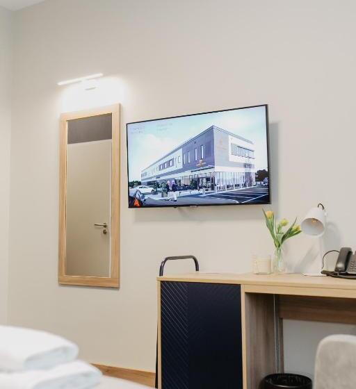 Molto Bene Hotel & Restaurant