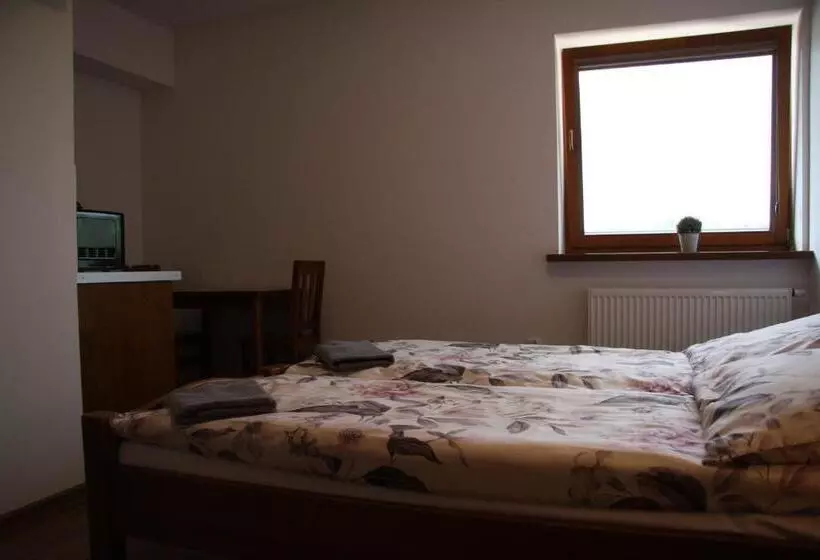 Majatalo Miętusia Przystań   Wynajem Pokoi