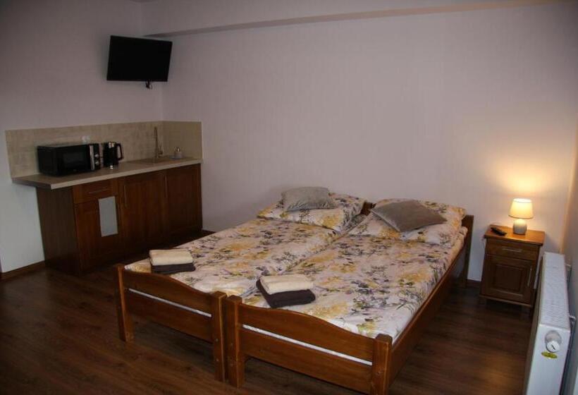 膳宿费 Miętusia Przystań   Wynajem Pokoi