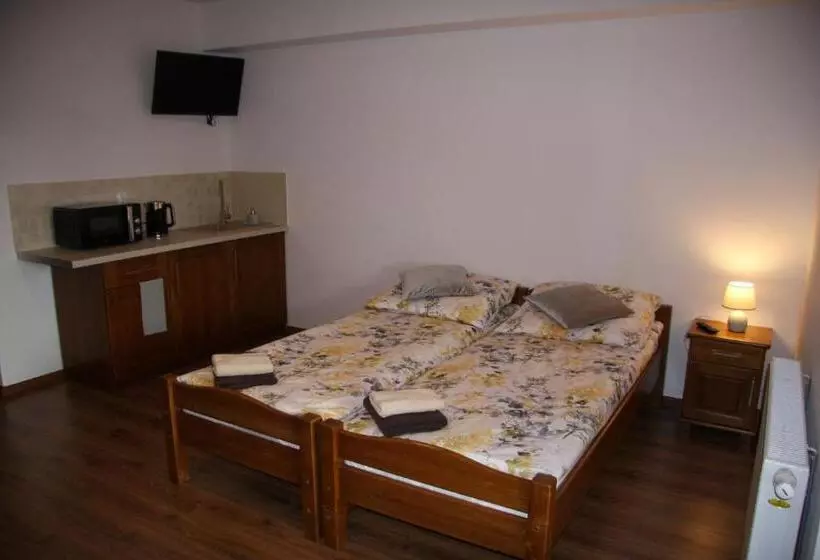 Majatalo Miętusia Przystań   Wynajem Pokoi