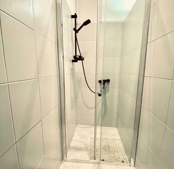 ペンション Połoninka