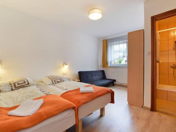 膳宿费 Willa Nadin