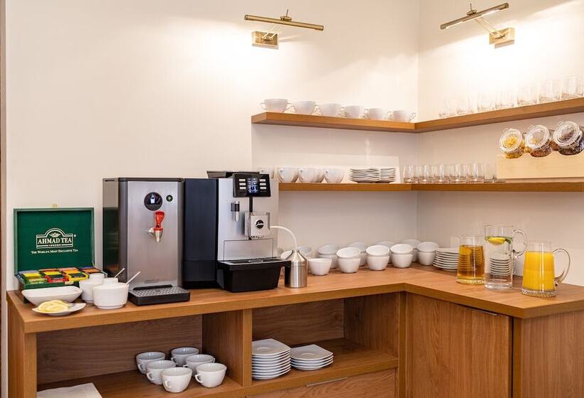 Portal House Apartments