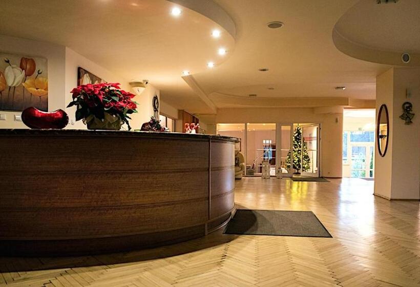 استراحتگاه Ośrodek Wypoczynkowo Rehabilitacyjny Włókniarz