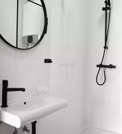 ベッドアンドブレックファースト Apartamenty, Boutique Rooms Villa 82, Parking