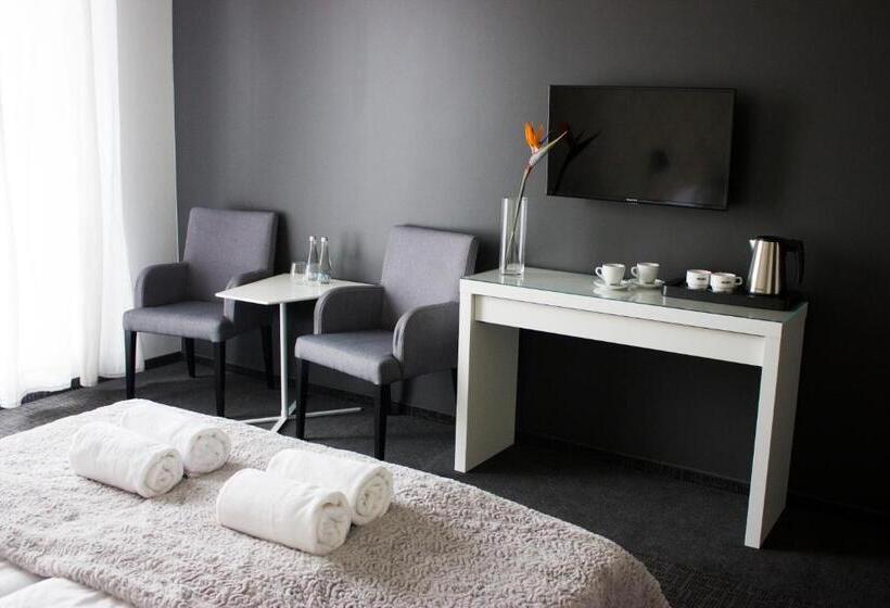 Bed and Breakfast Arboretum