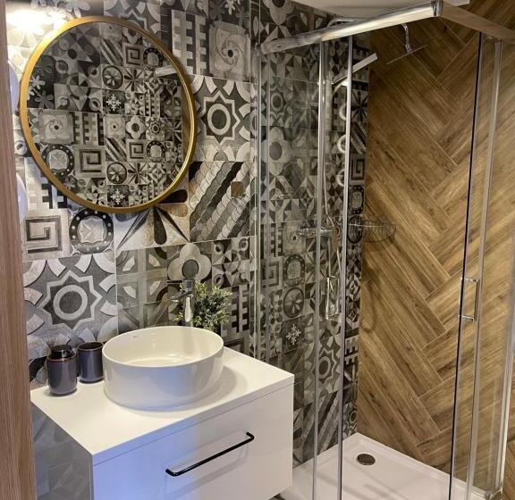 مبيت وإفطار Nova Apartamenty Rewa