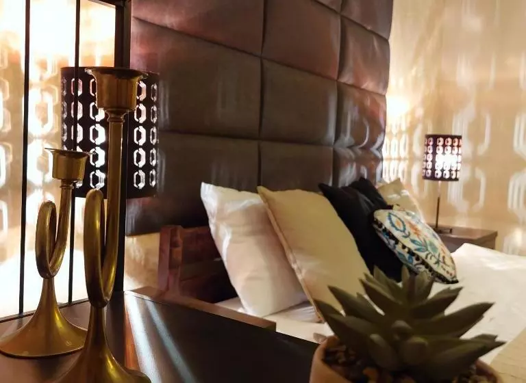 Aamiaismajoitus (B&B) Pensjonat Poranna Rosa