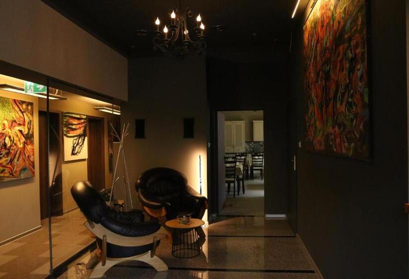 민박 Villa Art Korab