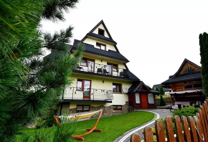 Aamiaismajoitus (B&B) Willa Dziubas Z Jacuzzi & Sauną