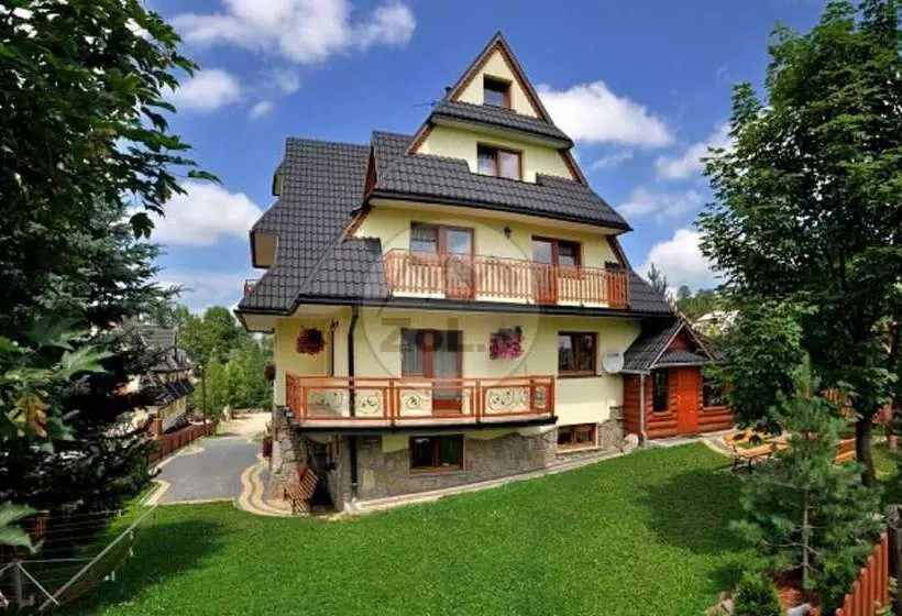 Aamiaismajoitus (B&B) Willa Dziubas Z Jacuzzi & Sauną