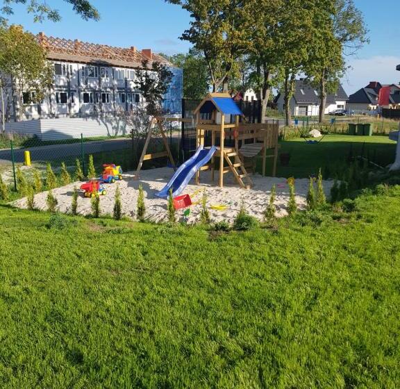 مبيت وإفطار Willa Kardamon