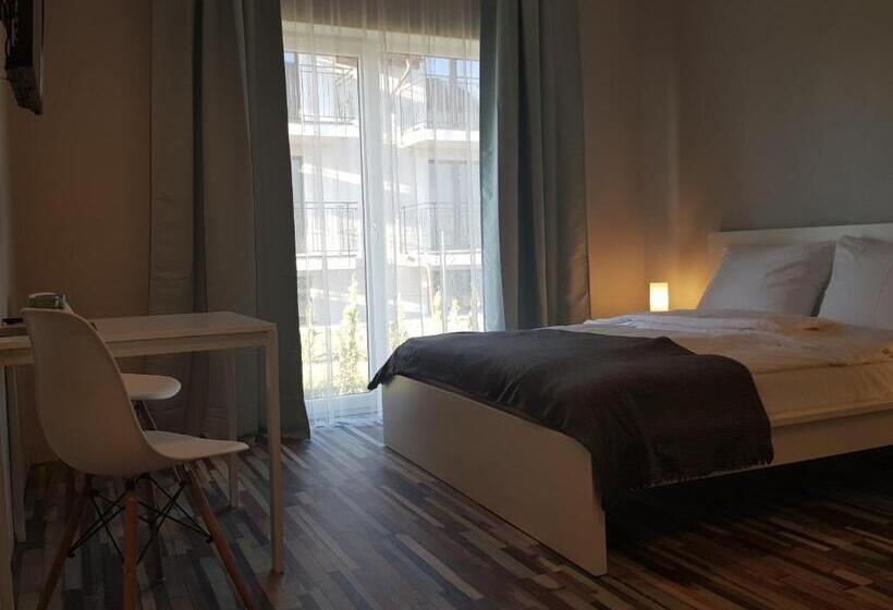 مبيت وإفطار Willa Kardamon