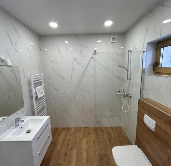 تختخواب و صبحانه Willa Malinka Wiså‚a