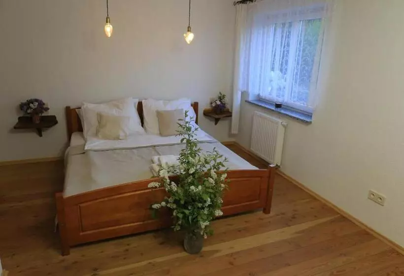 Hotelli Agroturystyka Sikorki