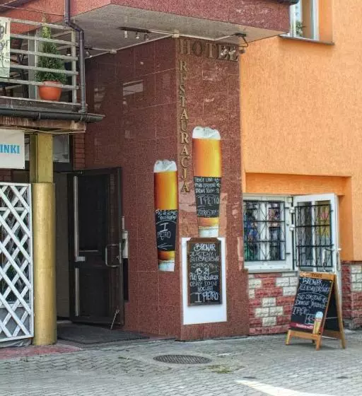 ホテル Aleksandrówka Restauracja I Noclegi