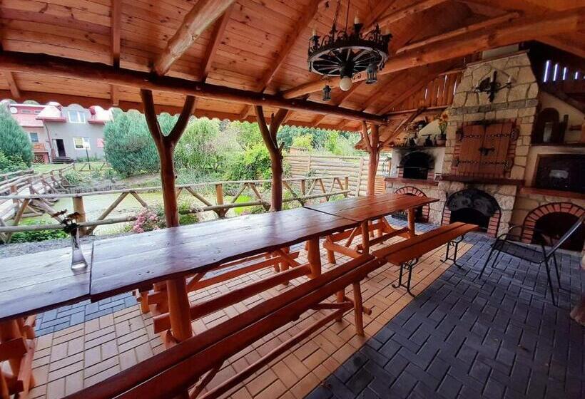 Отель Gospodarstwo Agroturystyczne Pod Lasem Maria Płazio