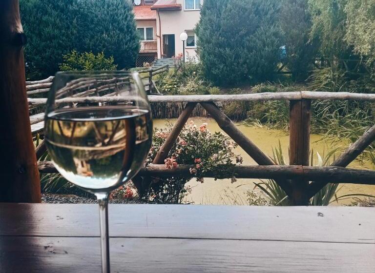 Отель Gospodarstwo Agroturystyczne Pod Lasem Maria Płazio