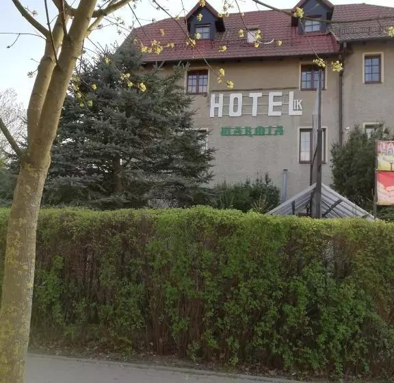 ホテル Ik Warmia  Pensjonat, Hostel