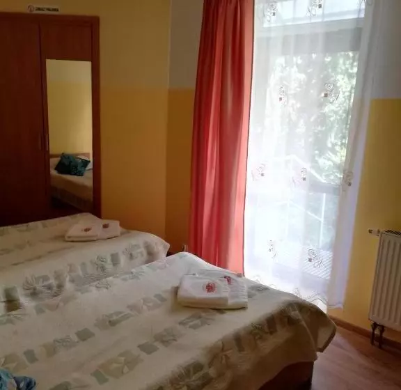 ホテル Ik Warmia  Pensjonat, Hostel