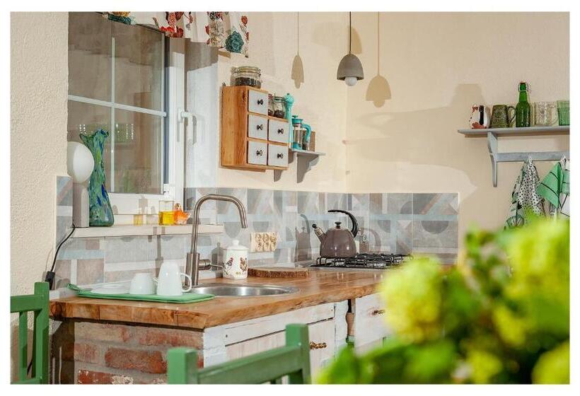 בית מלון כפרי Kozy I Róże